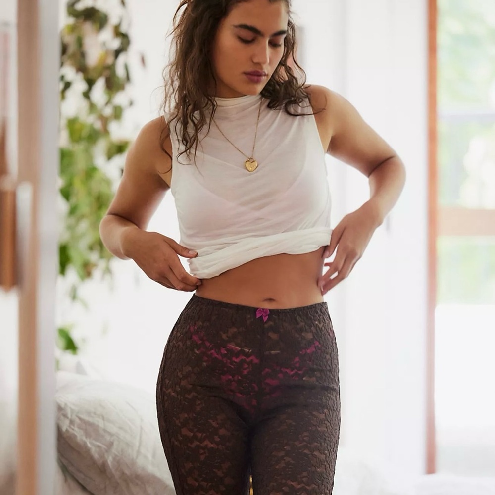 Free People All Day Lace Capris 🪷